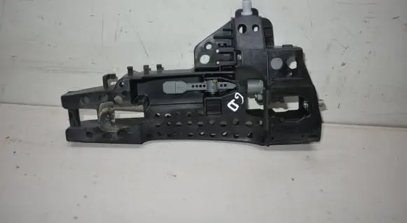 Audi A7 S7 4G Rear door exterior handle/bracket 4H0837886