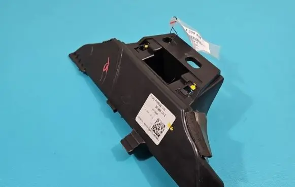 Volkswagen Caddy Other engine bay part 2K7868131E IMPRK1399438