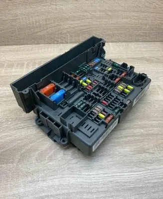 BMW X1 E84 Fuse module 9119446 911944603
