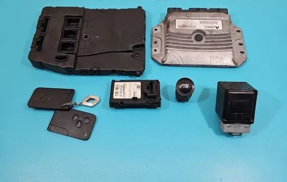 Renault Megane II Engine control unit/module ECU 8200509516 IMPRK1516164