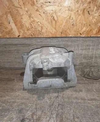 Volkswagen Golf V Engine mount bracket 1K0199262AS