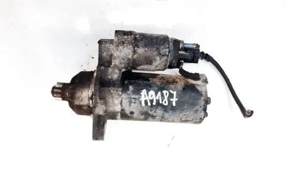 Volkswagen PASSAT B6 Starter motor 1005031320