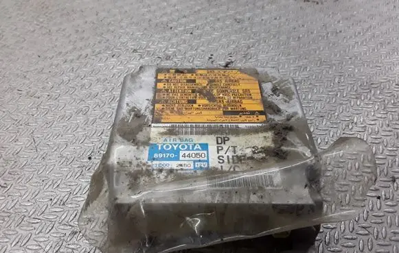 Toyota Avensis Verso Airbag control unit/module 8917044050