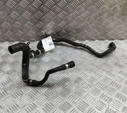 BMW 2 F44 Engine coolant pipe/hose 9873682