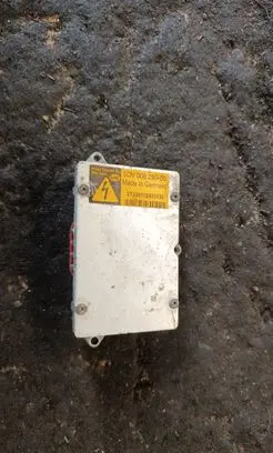 BMW 5 E60 E61 Xenon control unit/module E1021661