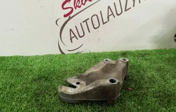 Mercedes-Benz S W222 EGR valve cooler bracket A2224900040