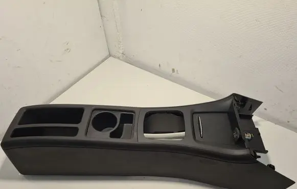 Mercedes-Benz A W169 Center console A1696800350 A1698100104