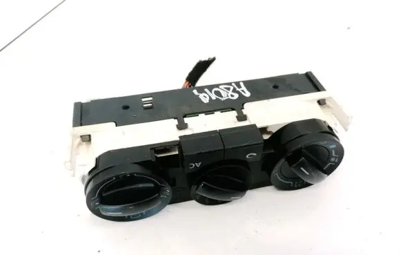 Volkswagen Polo Climate control unit 6Q0819445