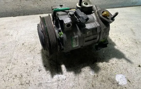 Dodge Challenger A/C compressor mount bracket MC4471007103 11R002192