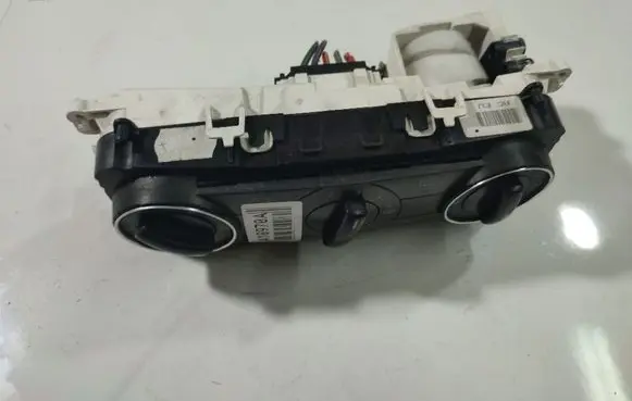 Mercedes-Benz A W169 Climate control unit 69780005