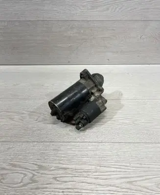 BMW 3 E46 Starter motor 1740374