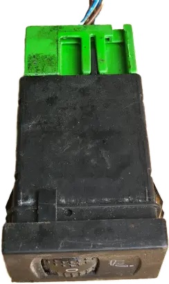 Volkswagen PASSAT B5.5 Seat heating switch 3B0963564D