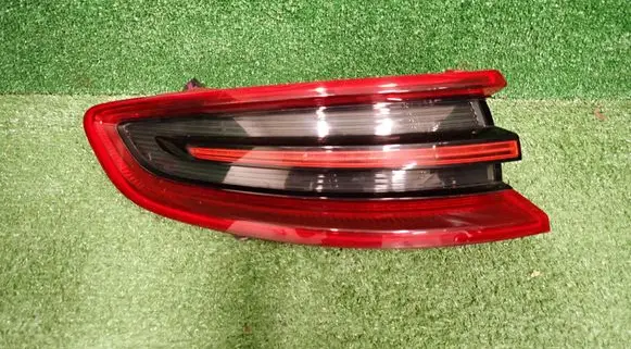 Porsche Macan (95B) Rear/tail lights 95B945095D