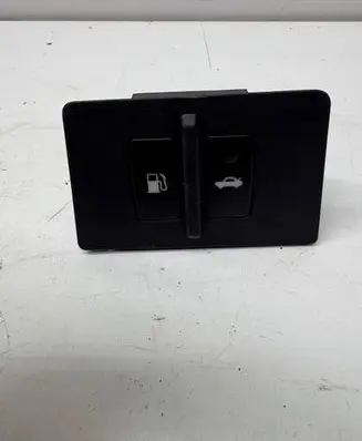 Lexus IS 220D-250-350 Fuel tank opening switch 5544753040