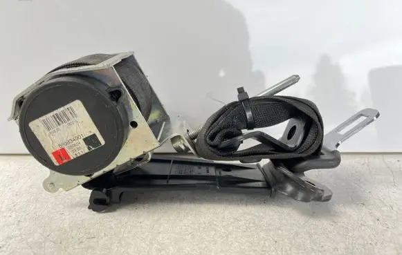 Opel Astra H Front seatbelt 560834901 050824