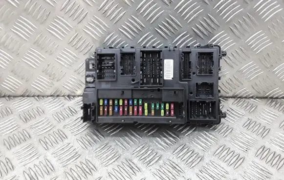 Ford Mondeo MK V Engine control unit/module gu5t15604
