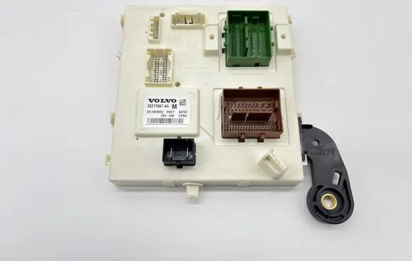 Volvo XC60 Comfort/convenience module 32217667AA