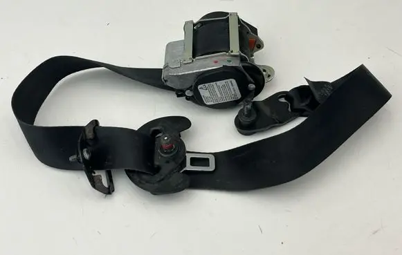 Land Rover Evoque I Front seatbelt 620198300