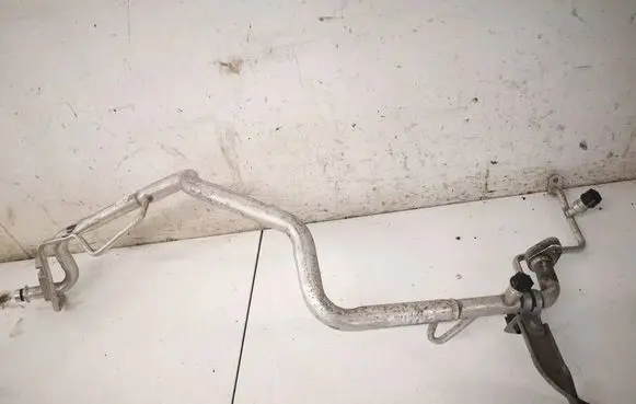 Nissan X-Trail T32 Air conditioning (A/C) pipe/hose 924464MS0A 4462902881