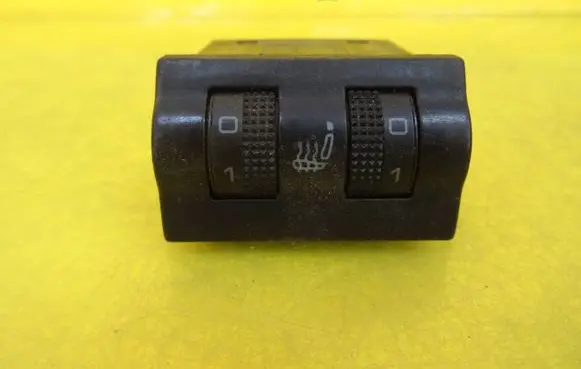 Skoda Octavia Mk1 (1U) Seat heating switch 1U0963563B