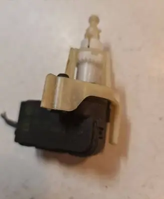 Volkswagen PASSAT B6 Headlight level adjustment motor 1Q0941295
