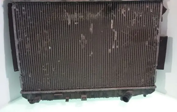 KIA Carens I Coolant radiator