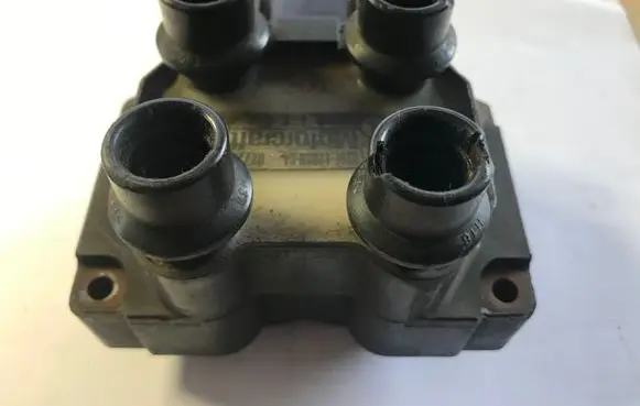 Ford Puma High voltage ignition coil 928F12029CA
