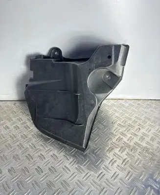 Lexus CT 200H Other under body part 5822876020