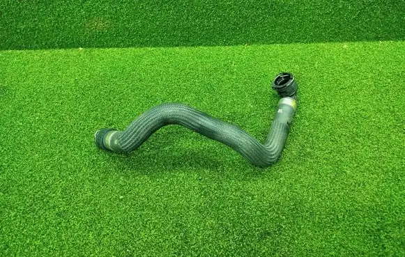 Renault Trafic III (X82) Engine coolant pipe/hose 144B66207R