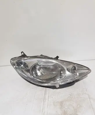 Peugeot 1007 Headlight/headlamp 89008981