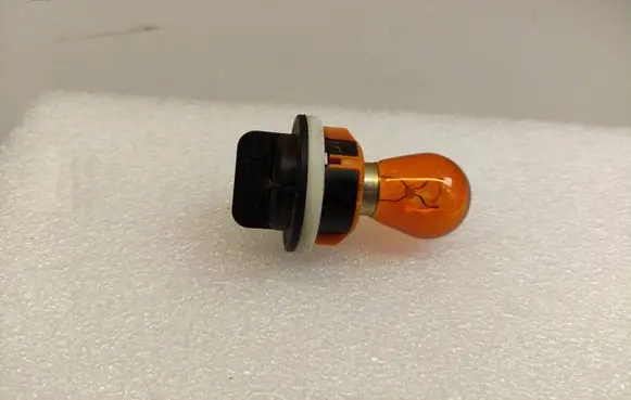 Ford Transit Custom Headlight/headlamp bulb PA6GF30