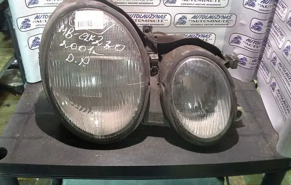Mercedes-Benz CLK A208 C208 Headlight/headlamp