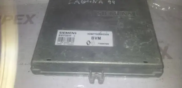 Renault Laguna I Engine control unit/module S101725111P HOM7700860308