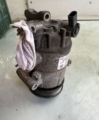 Volkswagen Polo V 6R Air conditioning (A/C) compressor (pump) 5K0820803H 01141717 05206020313D