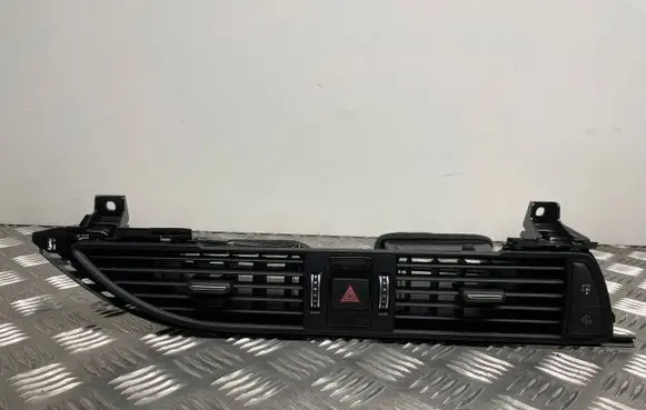 Audi A6 S6 C7 4G Dash center air vent grill 4G2820951
