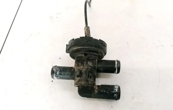 Saab 9-5 Coolant heater control valve 90457649 90457666