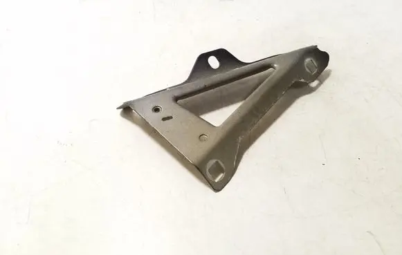 Jeep Renegade Fender mounting bracket