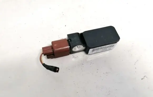 Ford Mondeo Mk III Airbag deployment crash/impact sensor