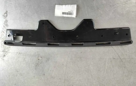 Cadillac Escalade Rear bumper mounting bracket 102525826
