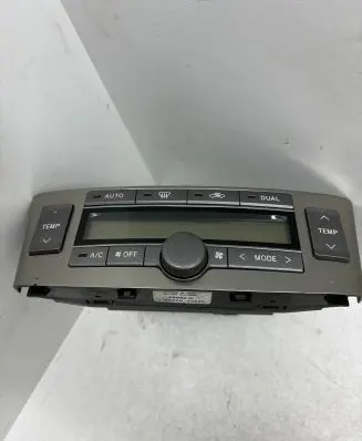Toyota Avensis T250 Climate control unit 5590005160 MB1465700792