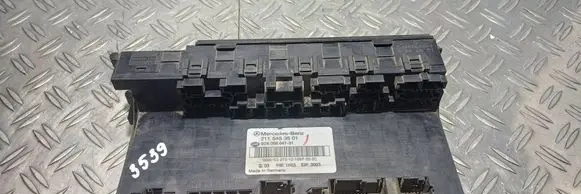 Mercedes-Benz E W211 Comfort/convenience module 2115453501 5DK00804731