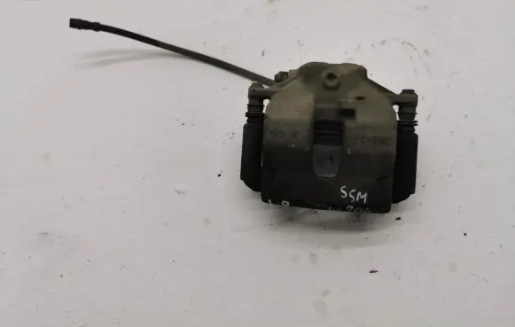 Mercedes-Benz C W204 Front brake caliper