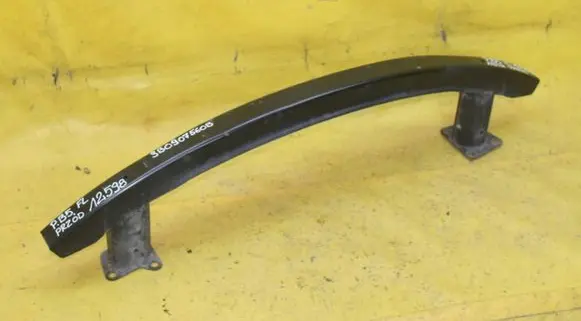 Volkswagen PASSAT B5 Front bumper support beam 3B0807560B