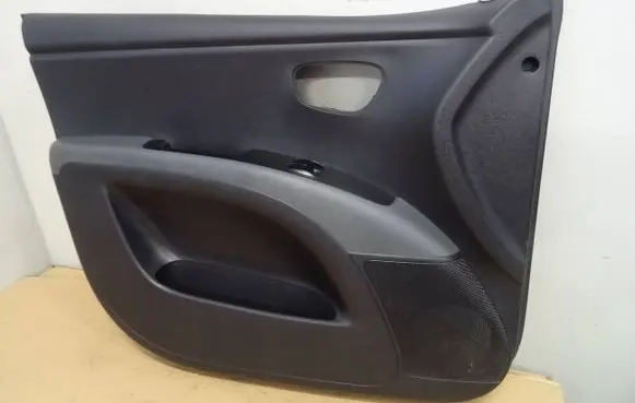 Hyundai i10 Front door card panel trim 