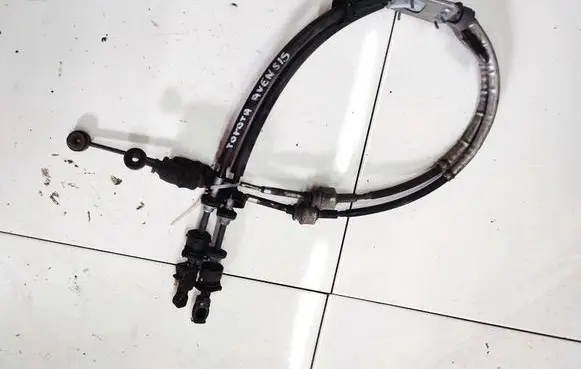 Toyota Avensis T250 Gear shift cable linkage 