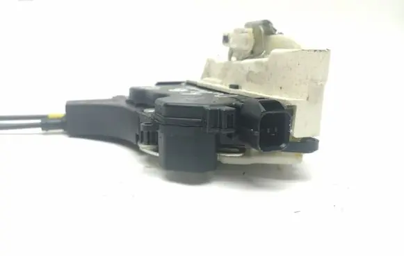 Mitsubishi Outlander Rear door lock 085278