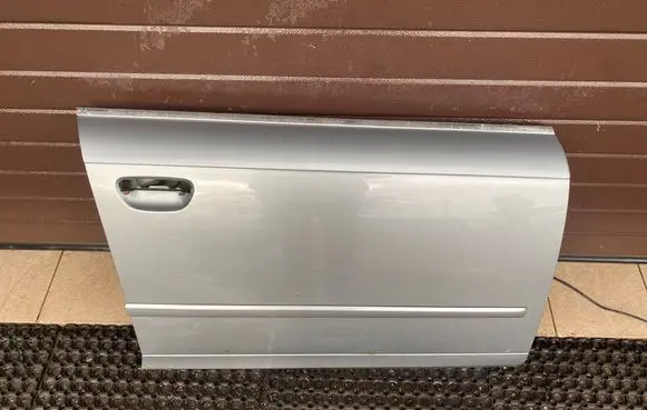 Audi A4 S4 B7 8E 8H Front door