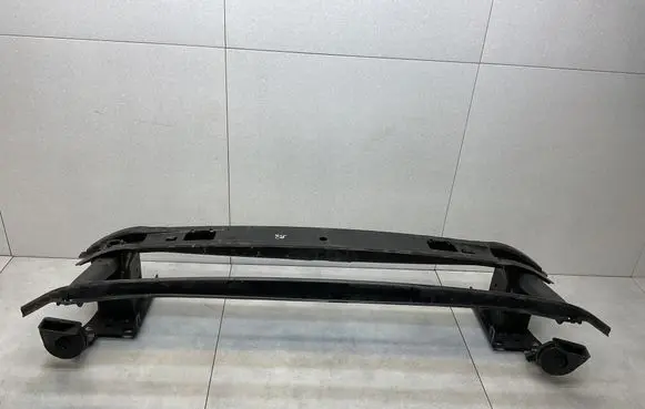 Volkswagen PASSAT B8 Front bumper cross member 