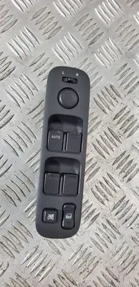 Suzuki Grand Vitara I Quarter vent window switch 