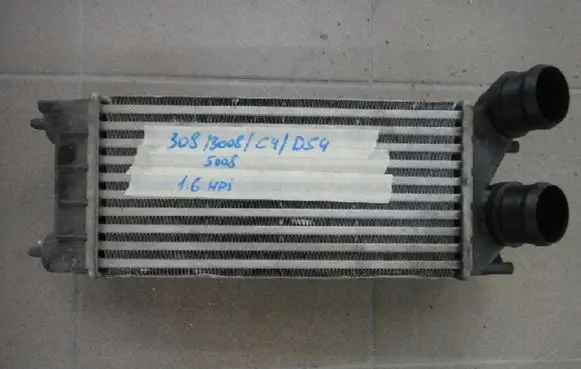 Peugeot 308 Intercooler radiator 9684212480